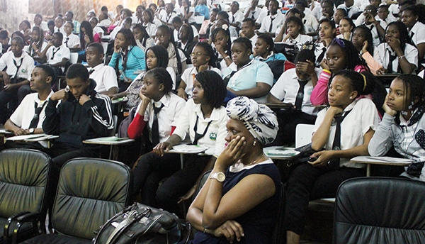 Campanha da União Africana na E.S.Francisco Manyanga